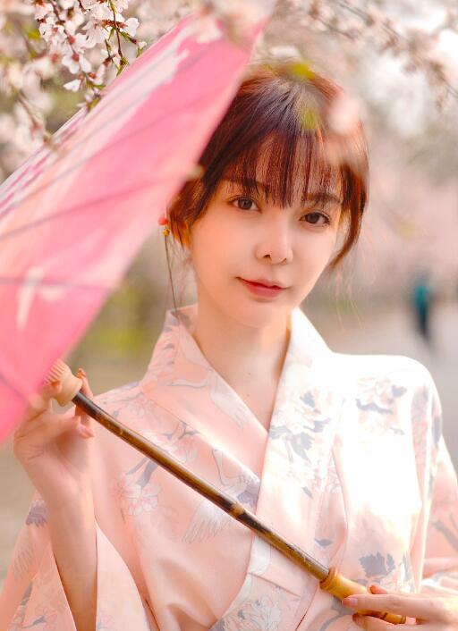 陈偌汐和服写真