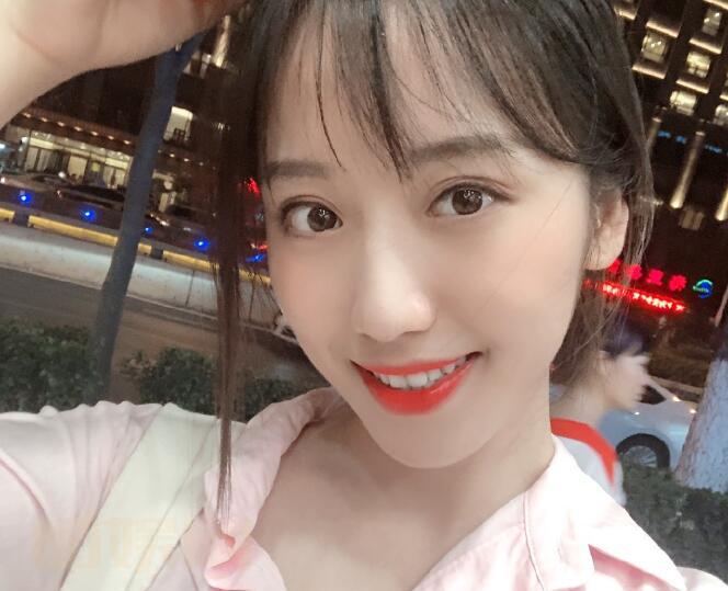 陈叶玲生活照