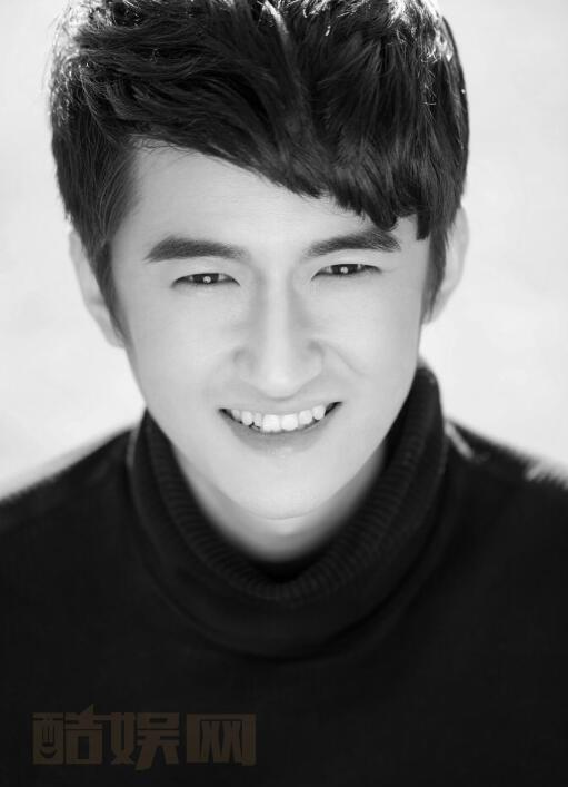 高广泽帅气大片