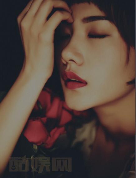 郭姝彤犹豫写真