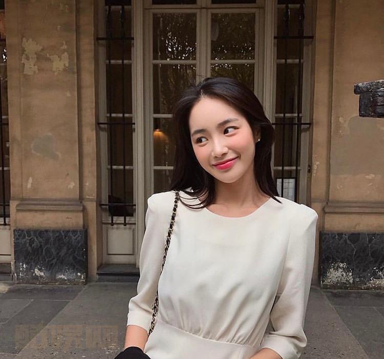 洪秀珠个人资料简介 洪秀珠街拍照