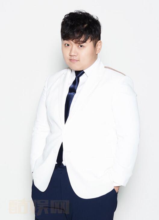 胡宇轩帅气写真