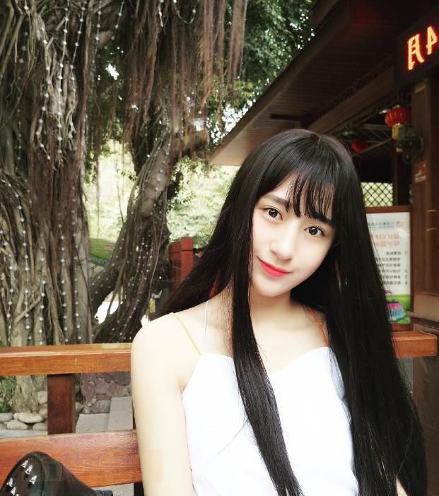 贾博雅甜美气质写真