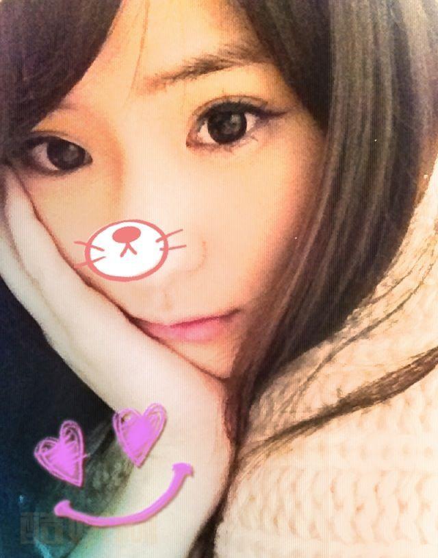 简莉纹自拍照