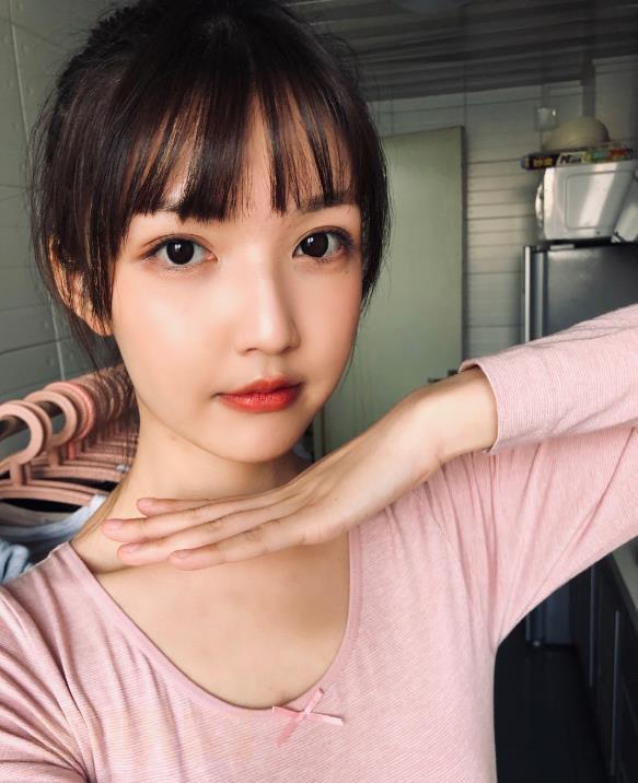 金迪自拍照
