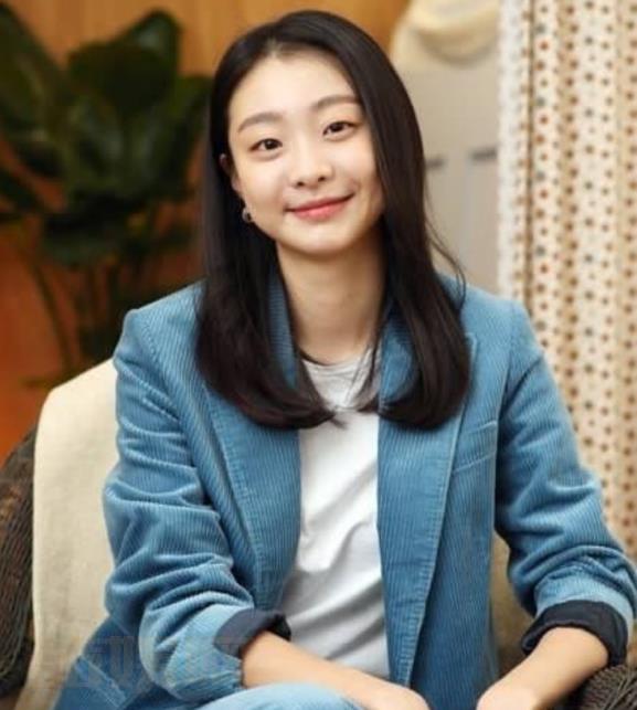 金多美采访照