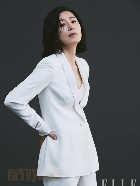 金喜爱杂志画报写真