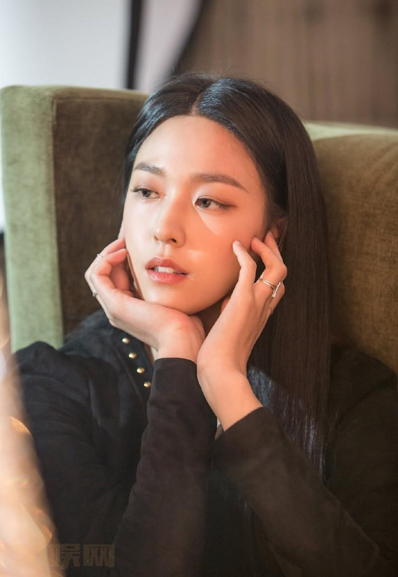 金雪炫个人写真