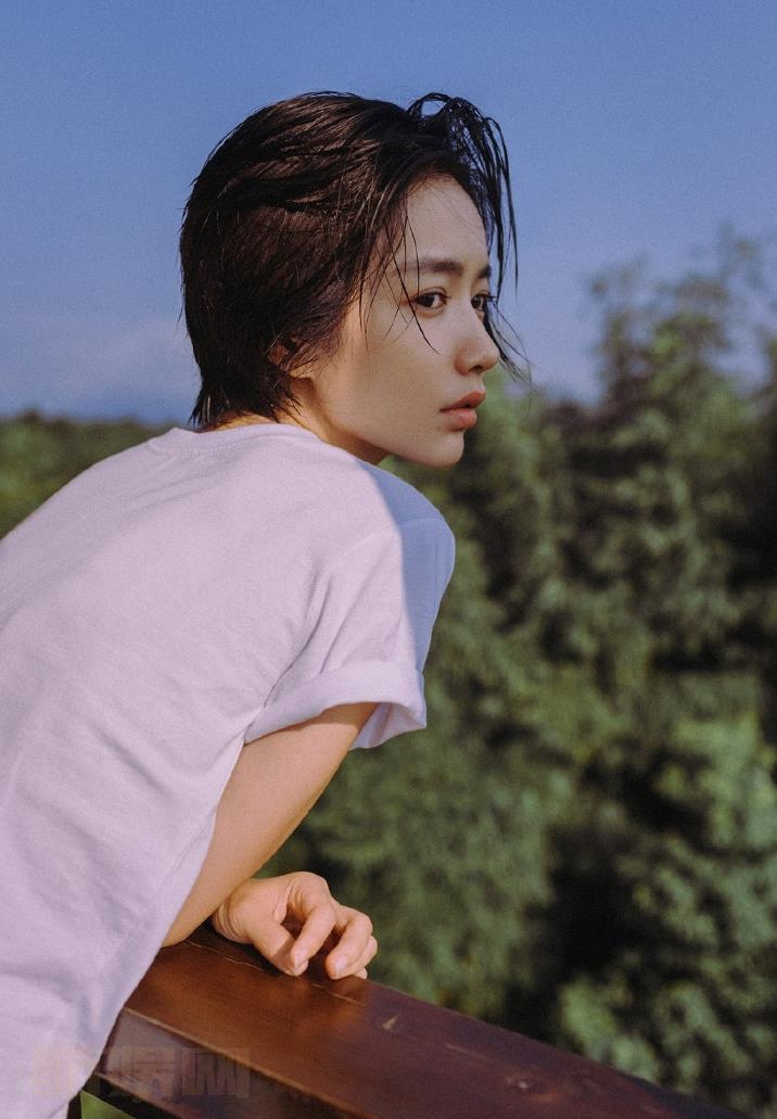 李春嫒夏日写真