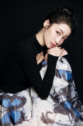 李佳怡
