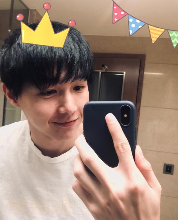 李明源生活照