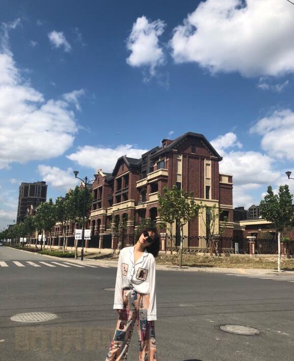 李心博户外旅行照