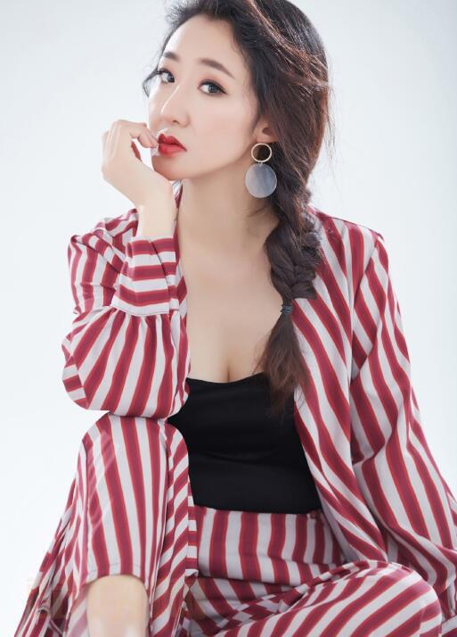 李依馨时尚大片