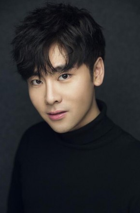 李政宇