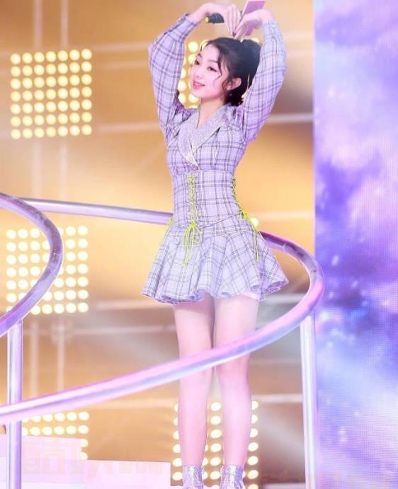 李紫婷手绘漫画卡通