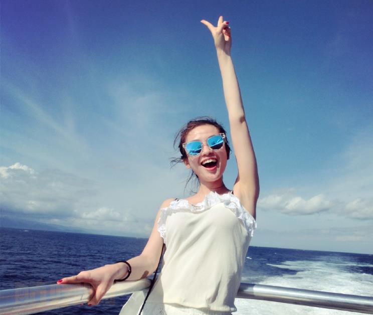 罗瑜敏个人资料简介 罗瑜敏户外写真