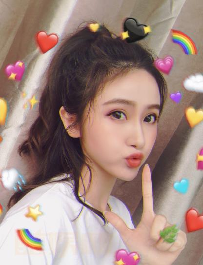 罗瑜敏个人资料简介 罗瑜敏甜美自拍照