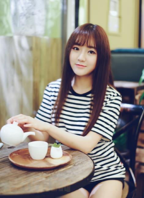 莫寒街拍写真图片