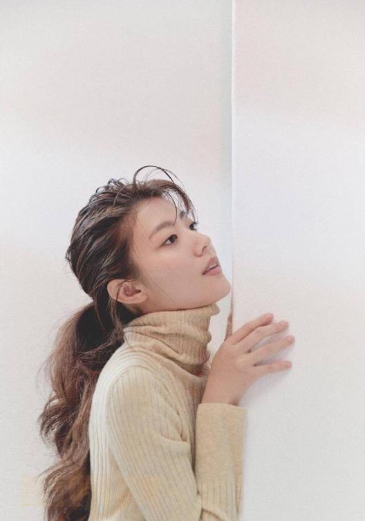 南志铉杂志画报写真