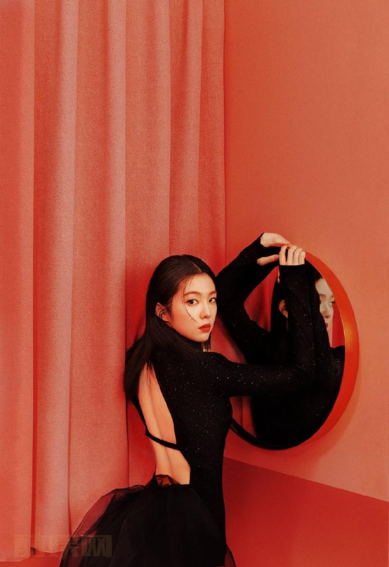 裴珠泫性感写真