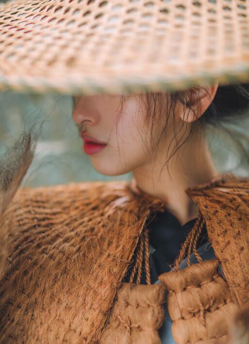 彭必瑶汉服写真