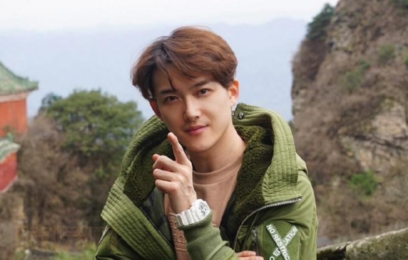 芮伟航休闲照片