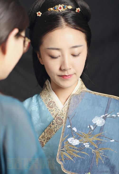 隋欣燃古装剧照