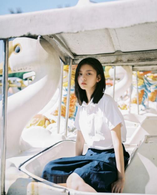 王美林青春写真