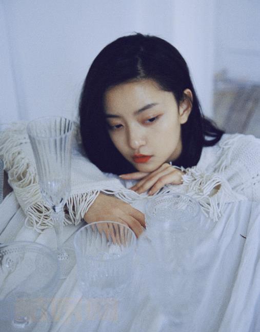 王美林朦胧写真