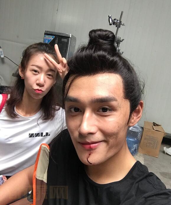 孙子航幕后片场照