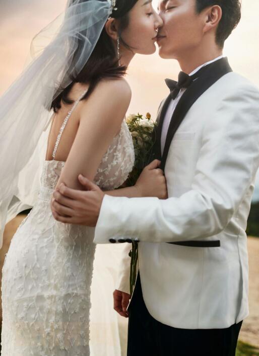 谢苗结婚照