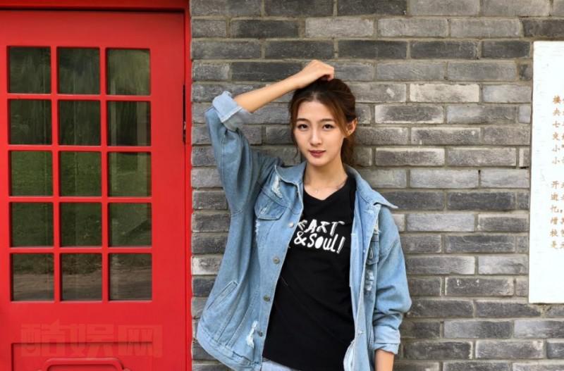 雪儿个人资料简介 雪儿街拍写真