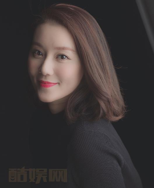 徐婧灵个人写真