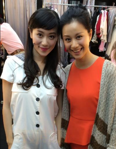 徐婧灵与人合照