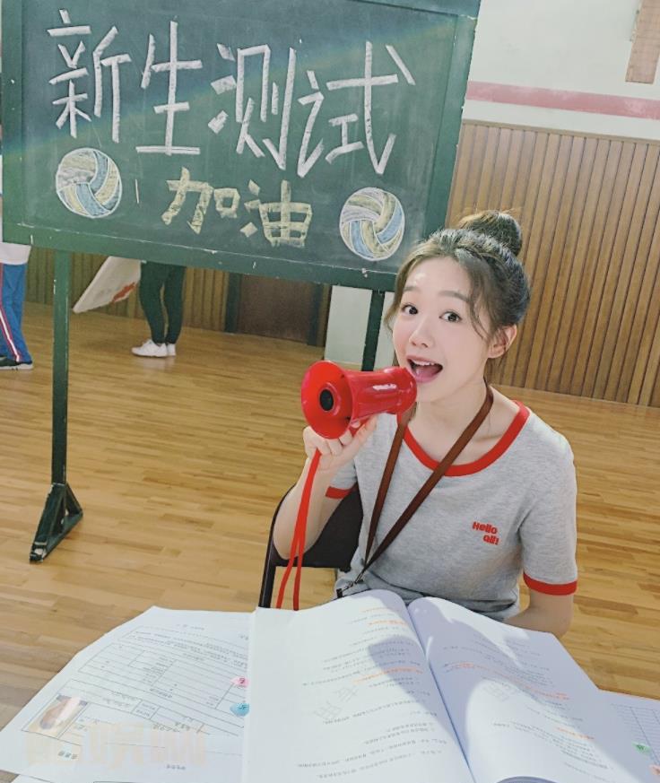 徐梦洁片场照