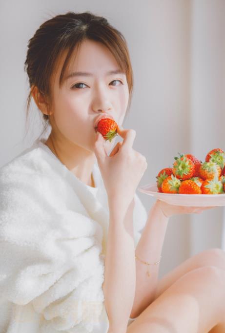 徐小溢清纯写真