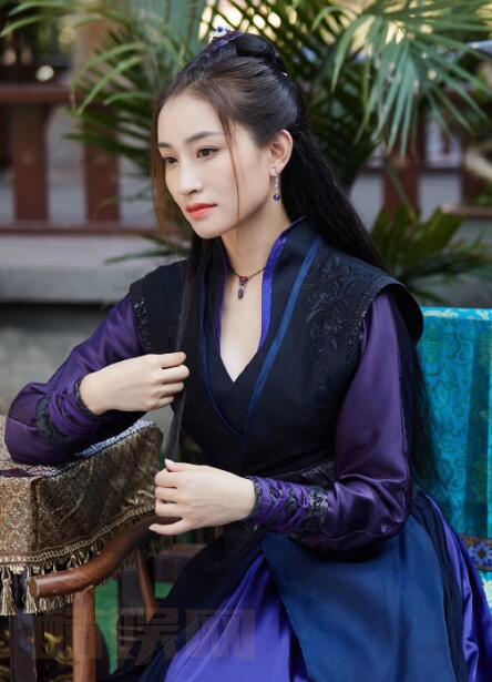 杨叙辰古装剧照