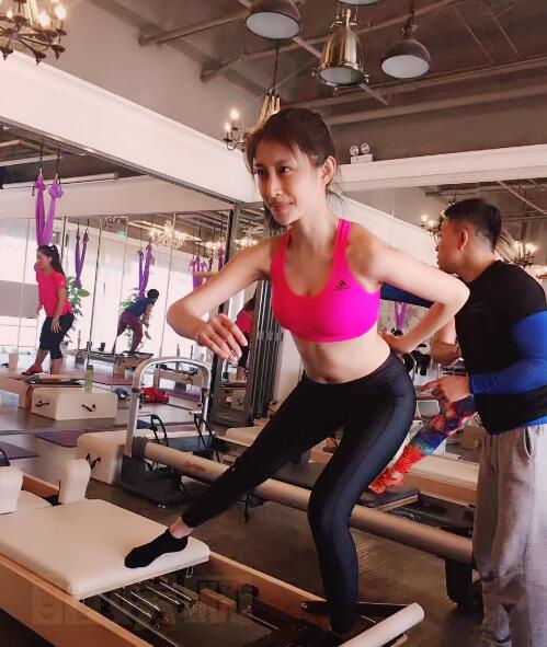 杨叙辰健身运动照