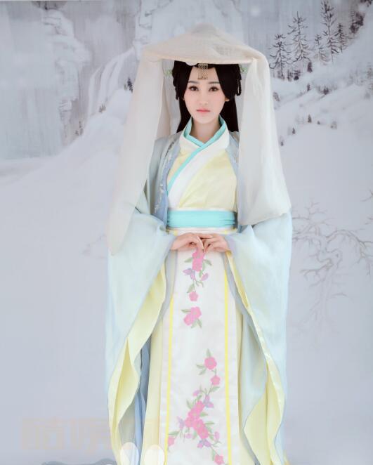 杨雅歆然古装剧照