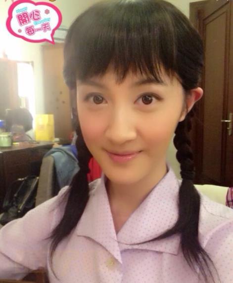杨懿自拍照