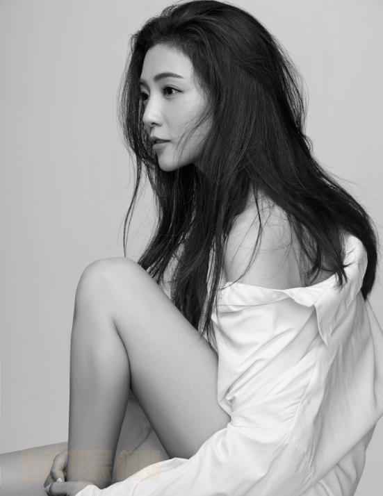 尹雨航性感写真