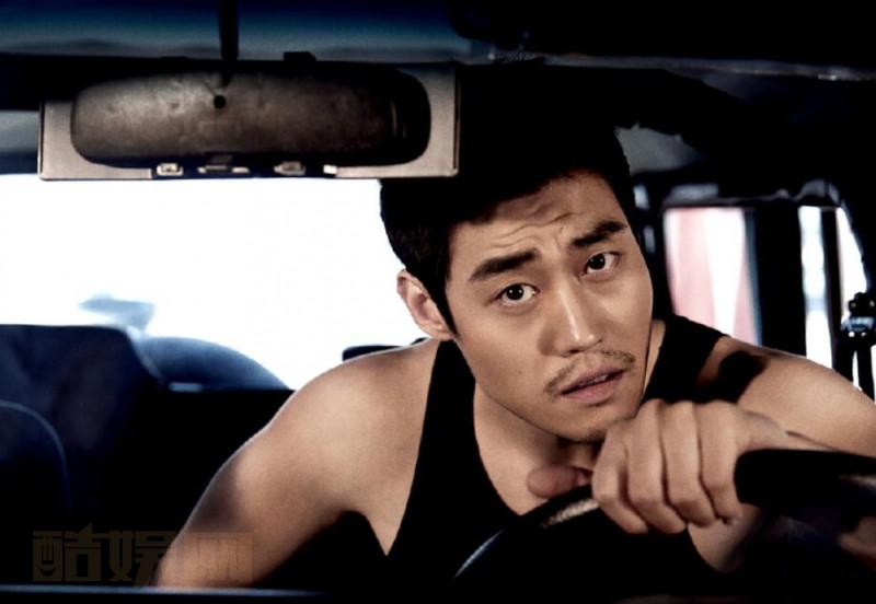 张本煜个人资料简介 张本煜写真照