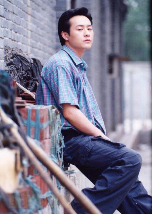 张颂文早期青涩写真