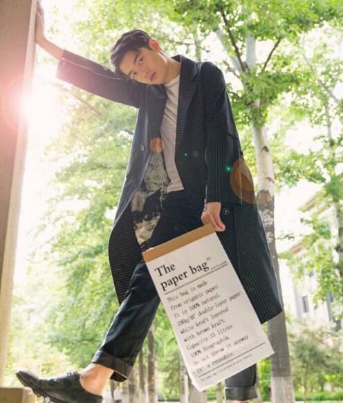 赵文龙街拍写真