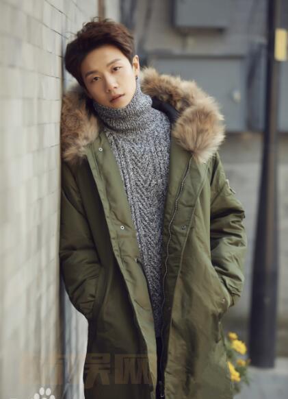 周澄奥街拍写真