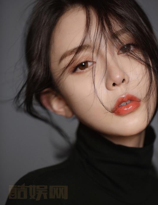 周麟嘉个人写真