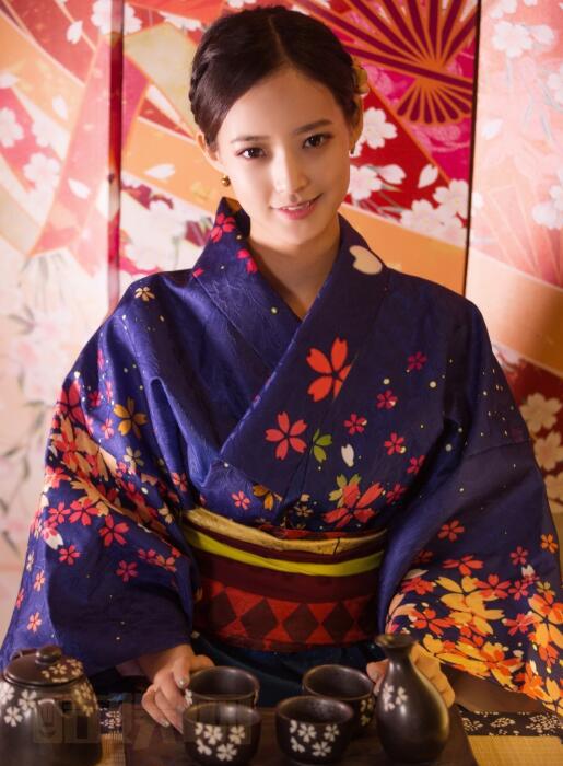 邹新宇和服写真